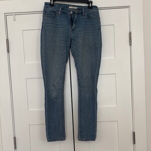 Levi's Women's 711 Skinny Jeans in Medium Blue Wash